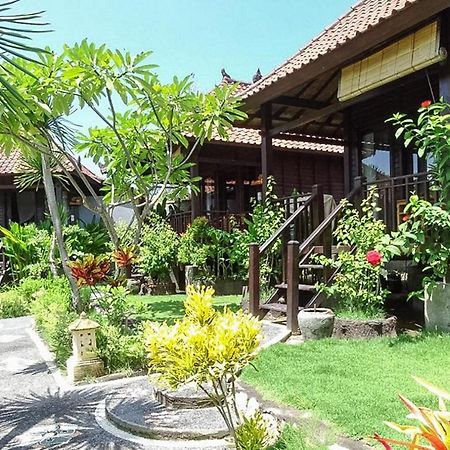 Perdana Homestay Lembongan Exteriör bild