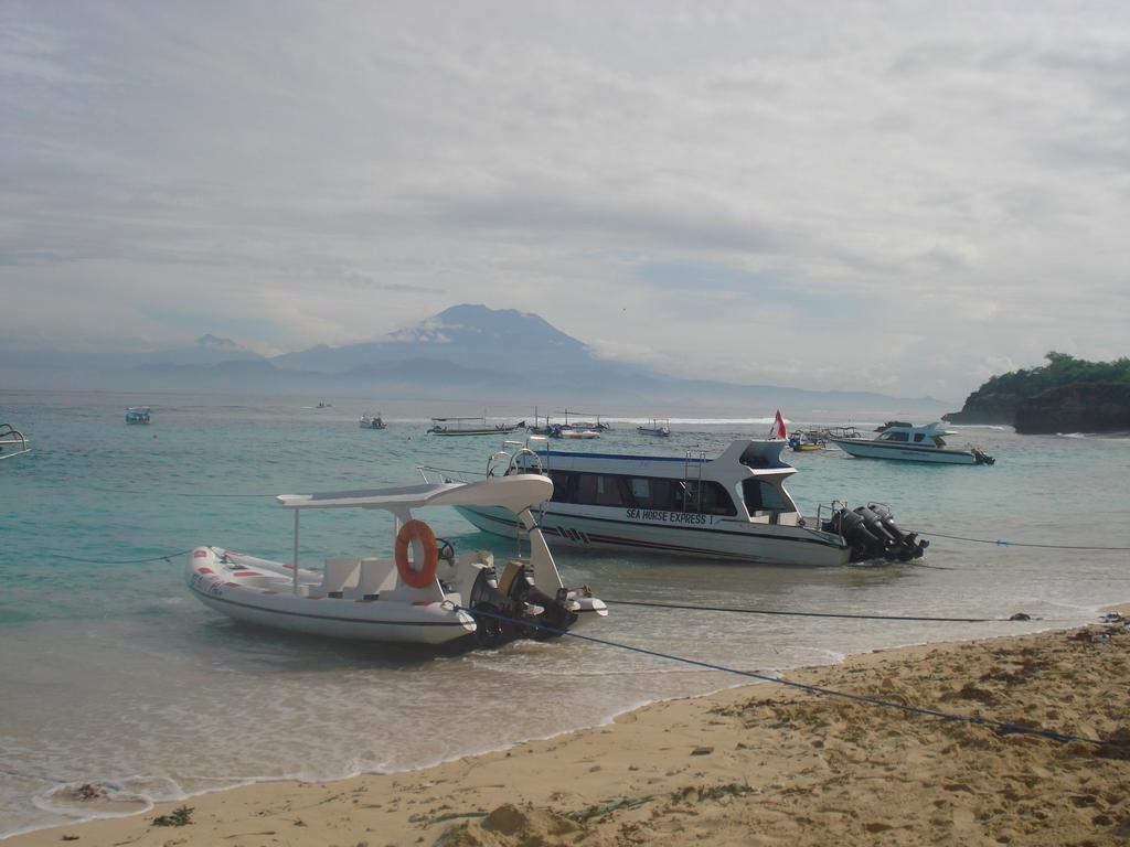 Perdana Homestay Lembongan Exteriör bild